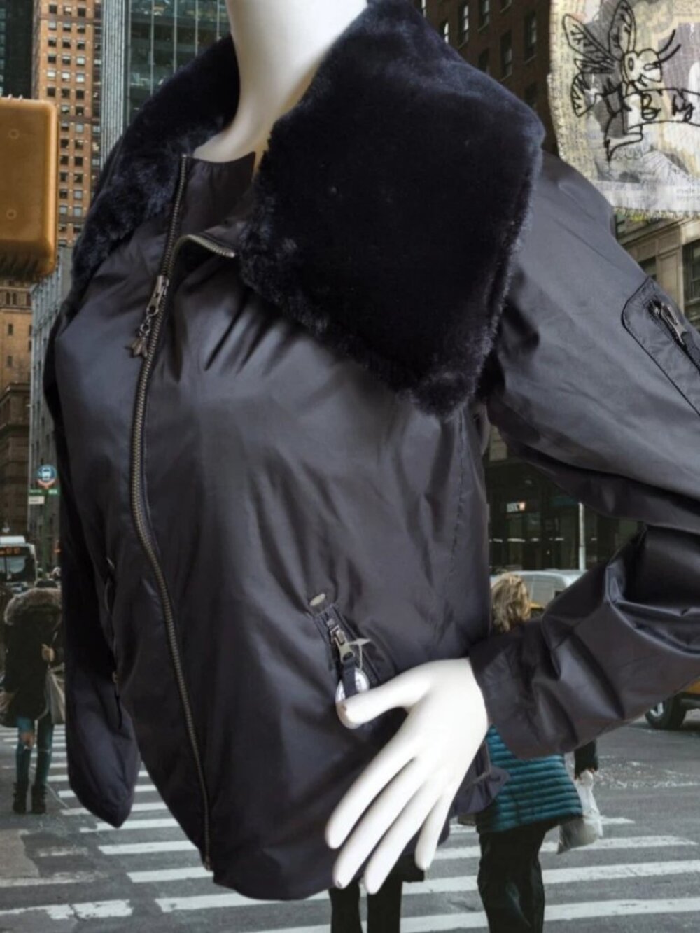 B by Burton Roosevelt Bomber Jacket Women’s Small Satin Black Faux Fur